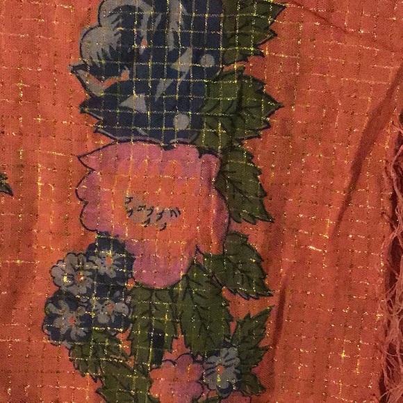 Square scarf - Picture 2 of 2